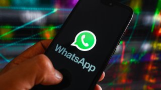 La aplicación de WhatsApp en un teléfono celular.